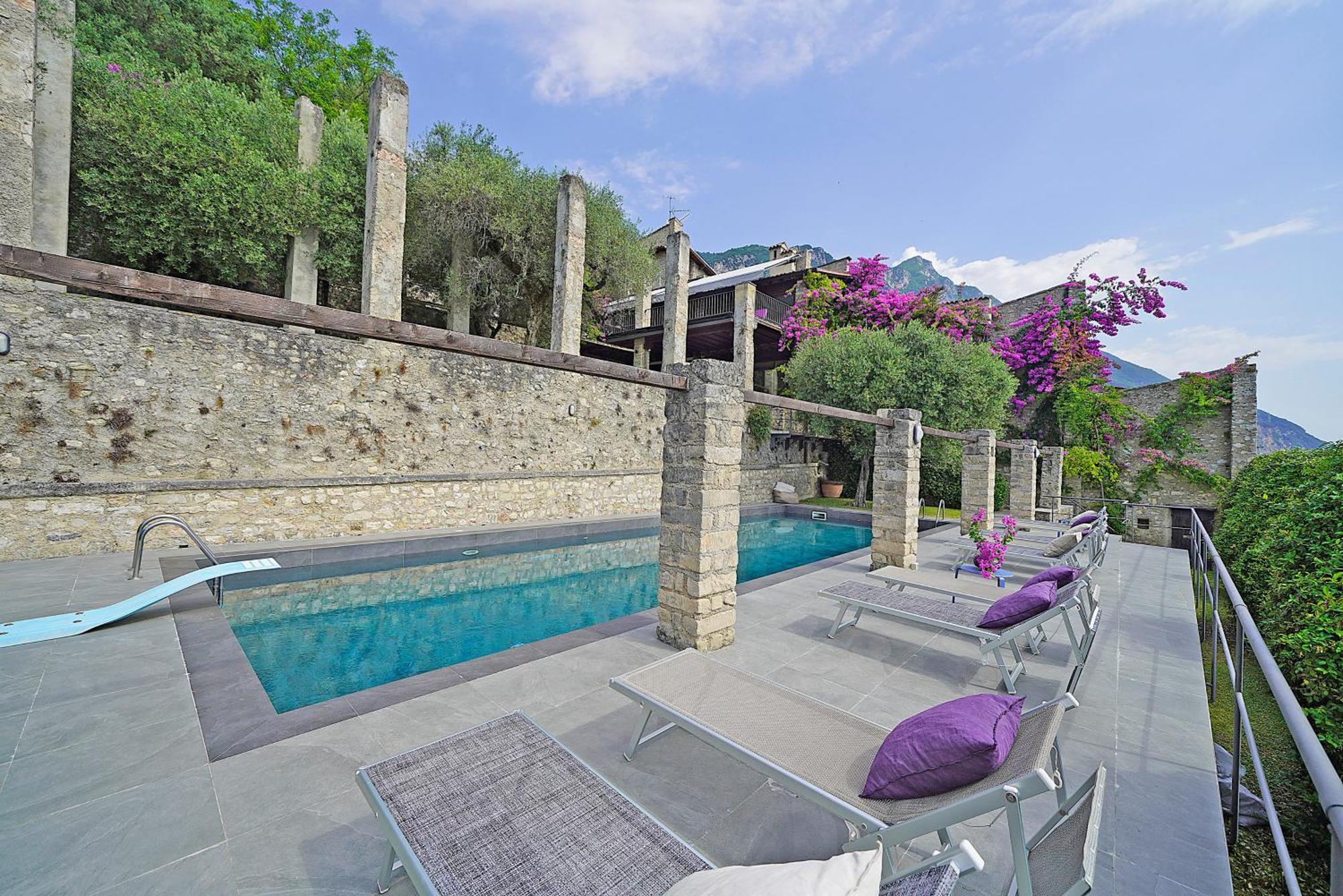Villa Rachele: Stunning Luxury Villa In Centre Gargnano With Private Pool And Breathtaking Views Dış mekan fotoğraf
