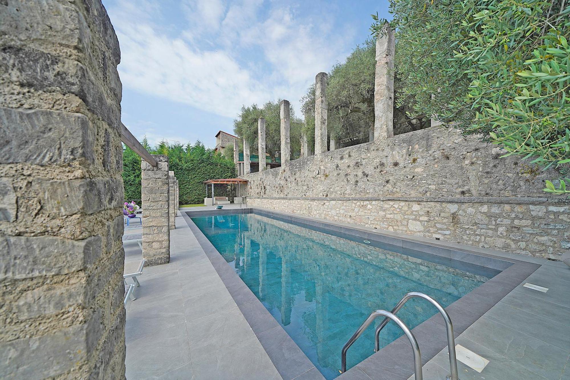 Villa Rachele: Stunning Luxury Villa In Centre Gargnano With Private Pool And Breathtaking Views Dış mekan fotoğraf