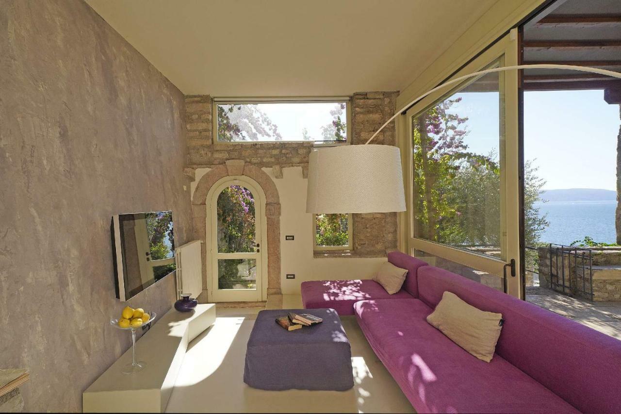 Villa Rachele: Stunning Luxury Villa In Centre Gargnano With Private Pool And Breathtaking Views Dış mekan fotoğraf